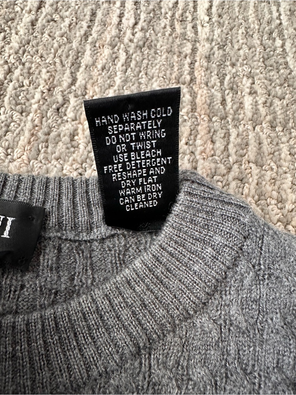 Brandini Women’s XL 100% Wool Cable Knit Gray Sweater Made in Italy - Picture 6 of 9